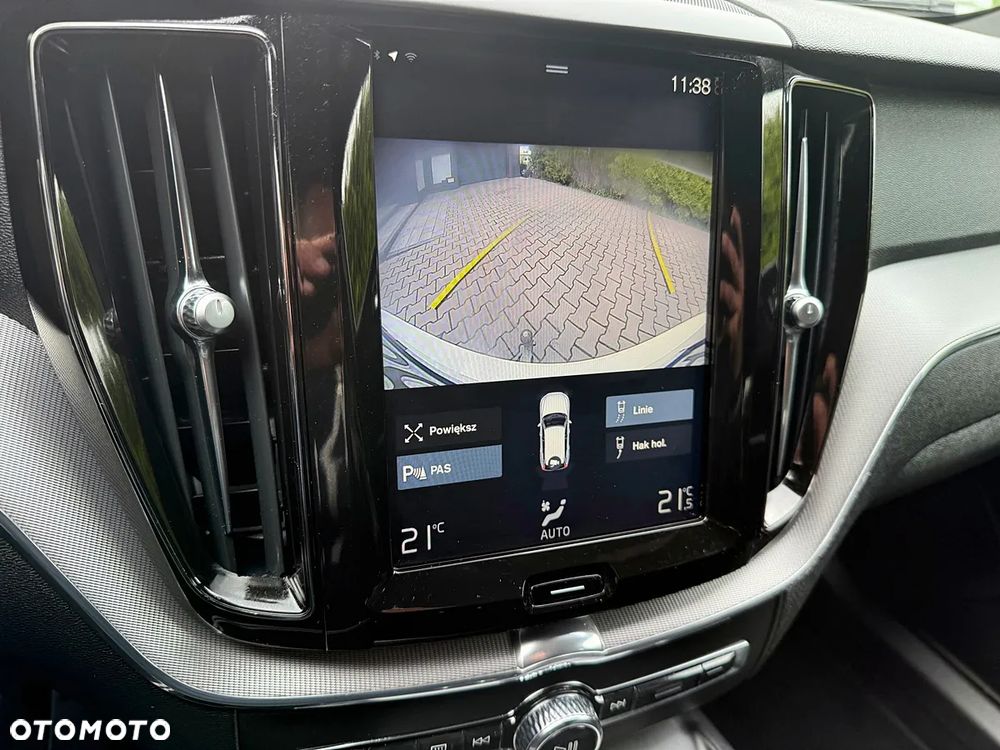 Volvo XC 60 D4 AWD Geartronic RDesign - 22