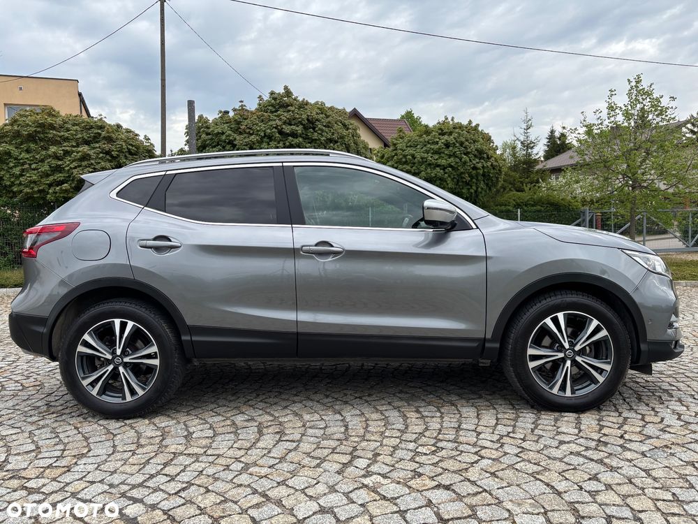 Nissan Qashqai 1.5 dCi Tekna - 4