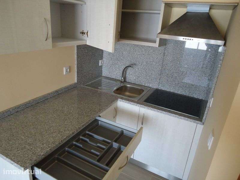 Apartamento T1, Metro Salgueiros - Grande imagem: 5/11