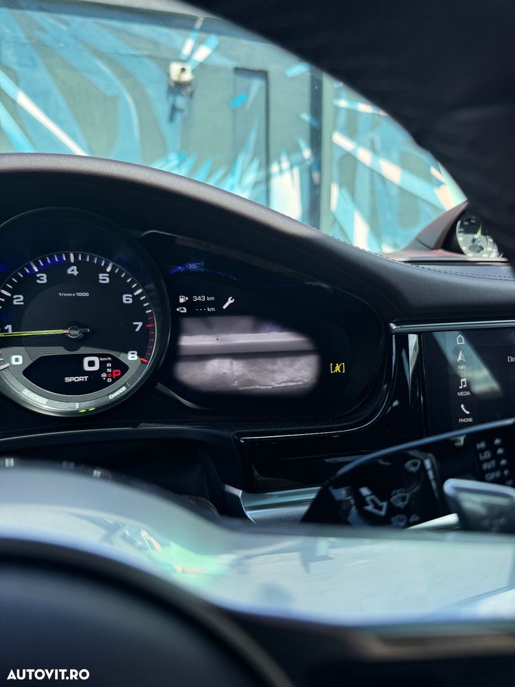 Porsche Panamera - 19