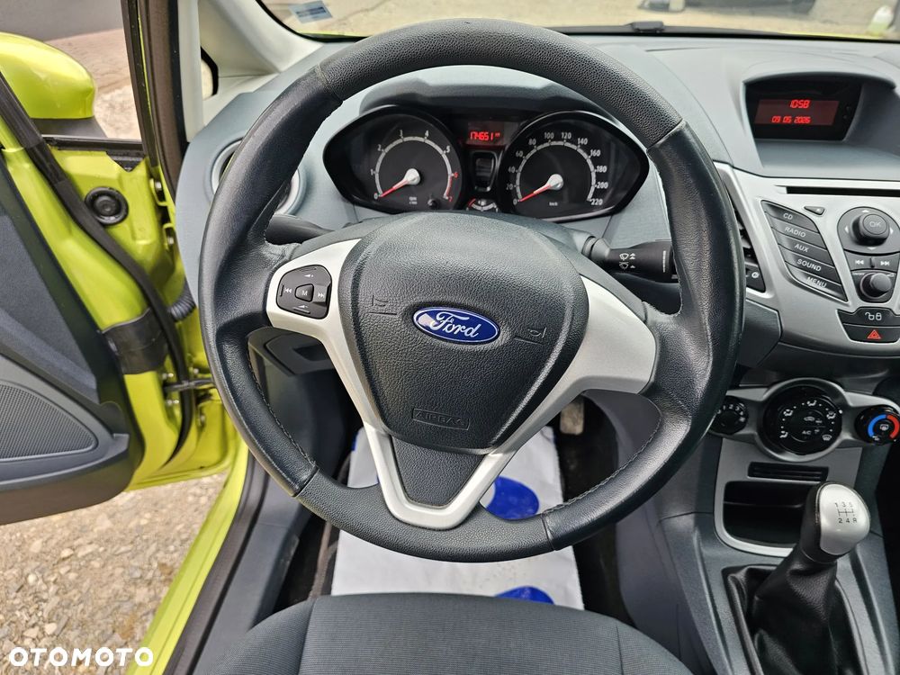 Ford Fiesta - 10
