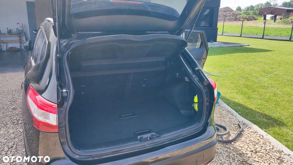 Nissan Qashqai 1.2 DIG-T N-Connecta - 8