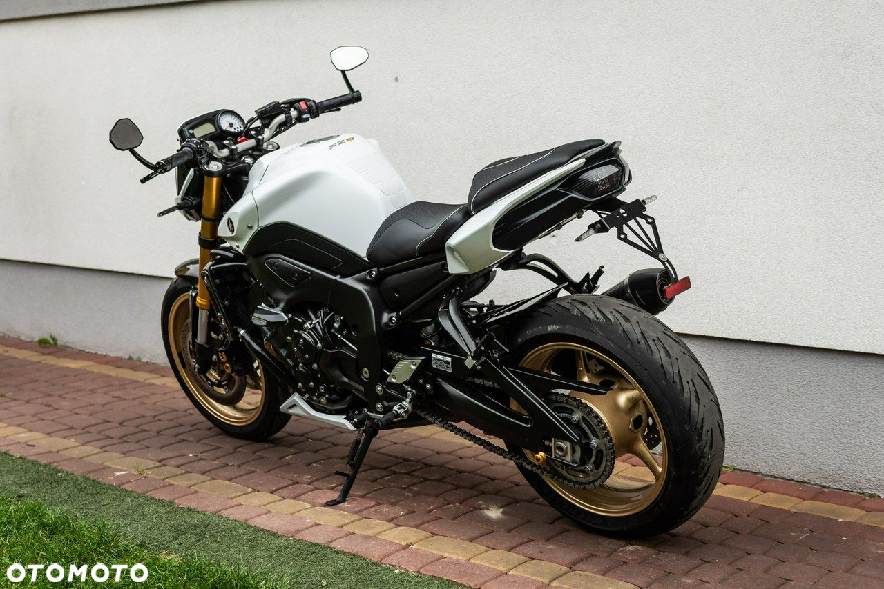 Yamaha FZ - 4
