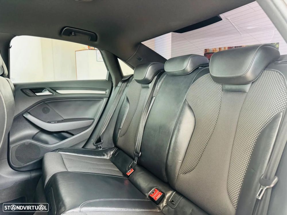 Audi A3 Limousine 2.0 TDI S-line - 45