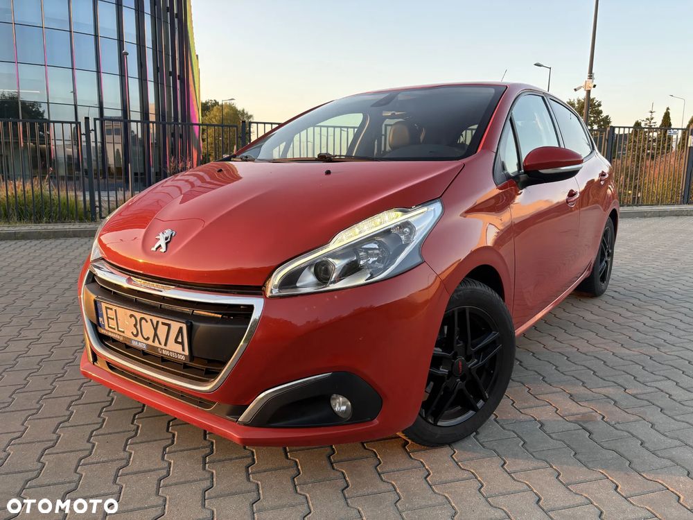 Peugeot 208 - 2