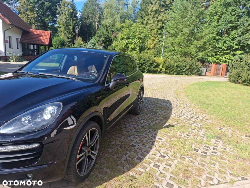 Porsche Cayenne - 4