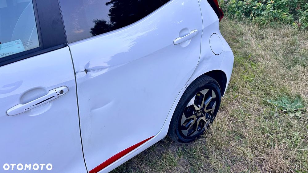 Toyota Aygo 1.0 VVT-i Color Edition - 11