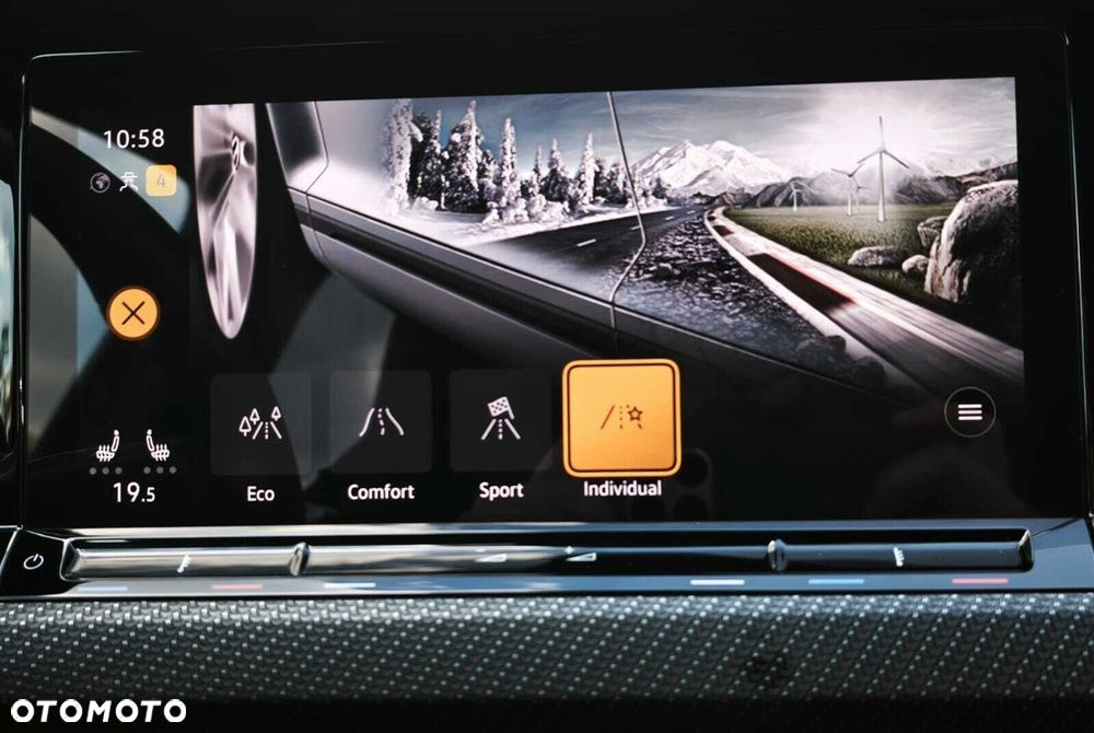 Volkswagen Golf Variant 1.5 eTSI EVO R-Line DSG - 32