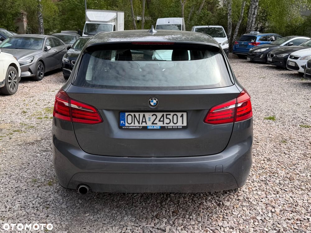 BMW Seria 2 214d - 6