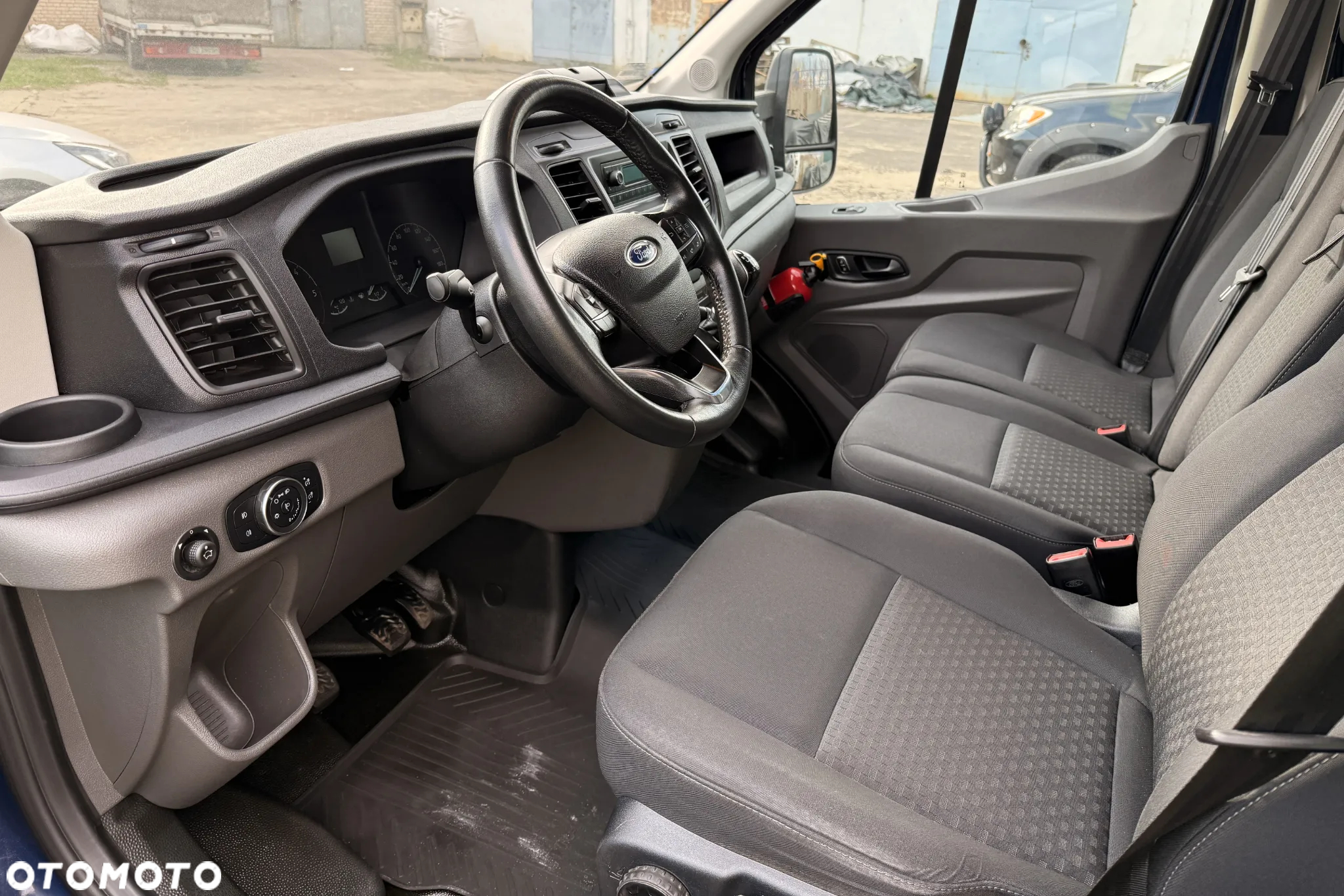 Ford Transit - 6