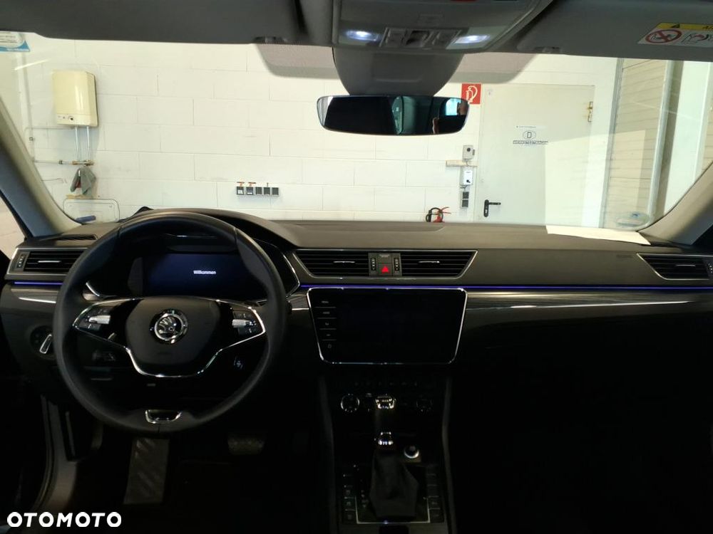 Skoda Superb 2.0 TDI 4x4 DSG Style - 8