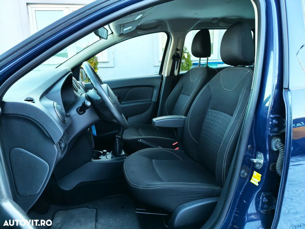 Dacia Logan TCe 90 Laureate - 6