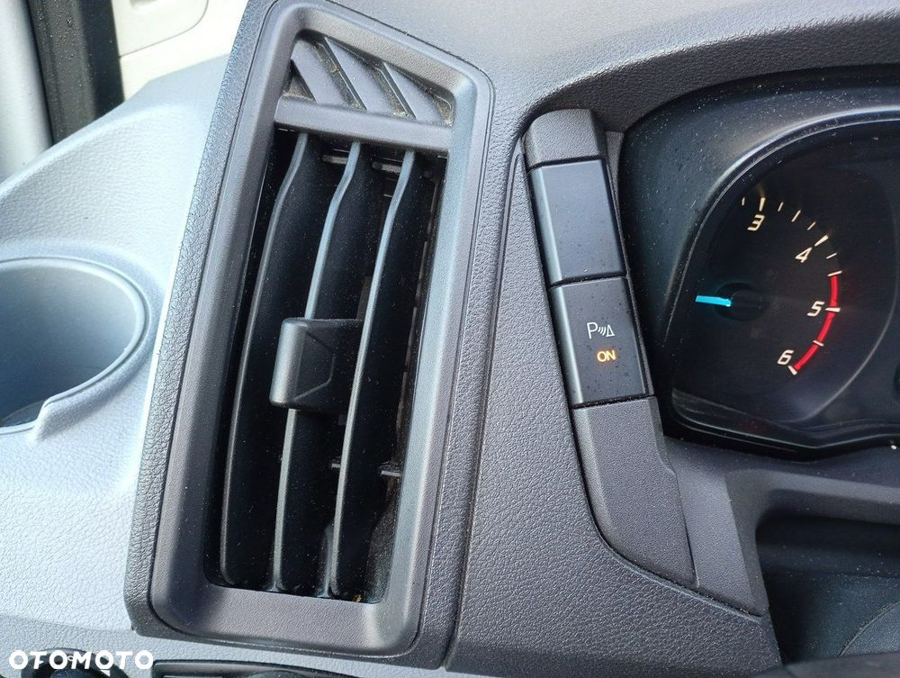 Ford Transit - 15