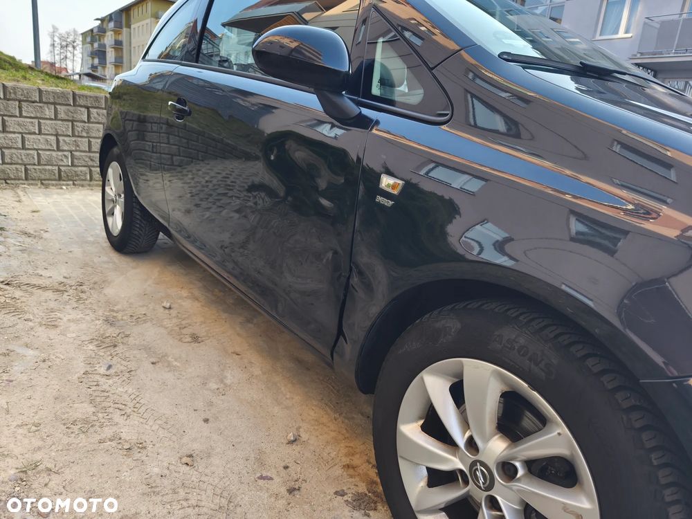 Opel Corsa 1.2 16V Energy - 11