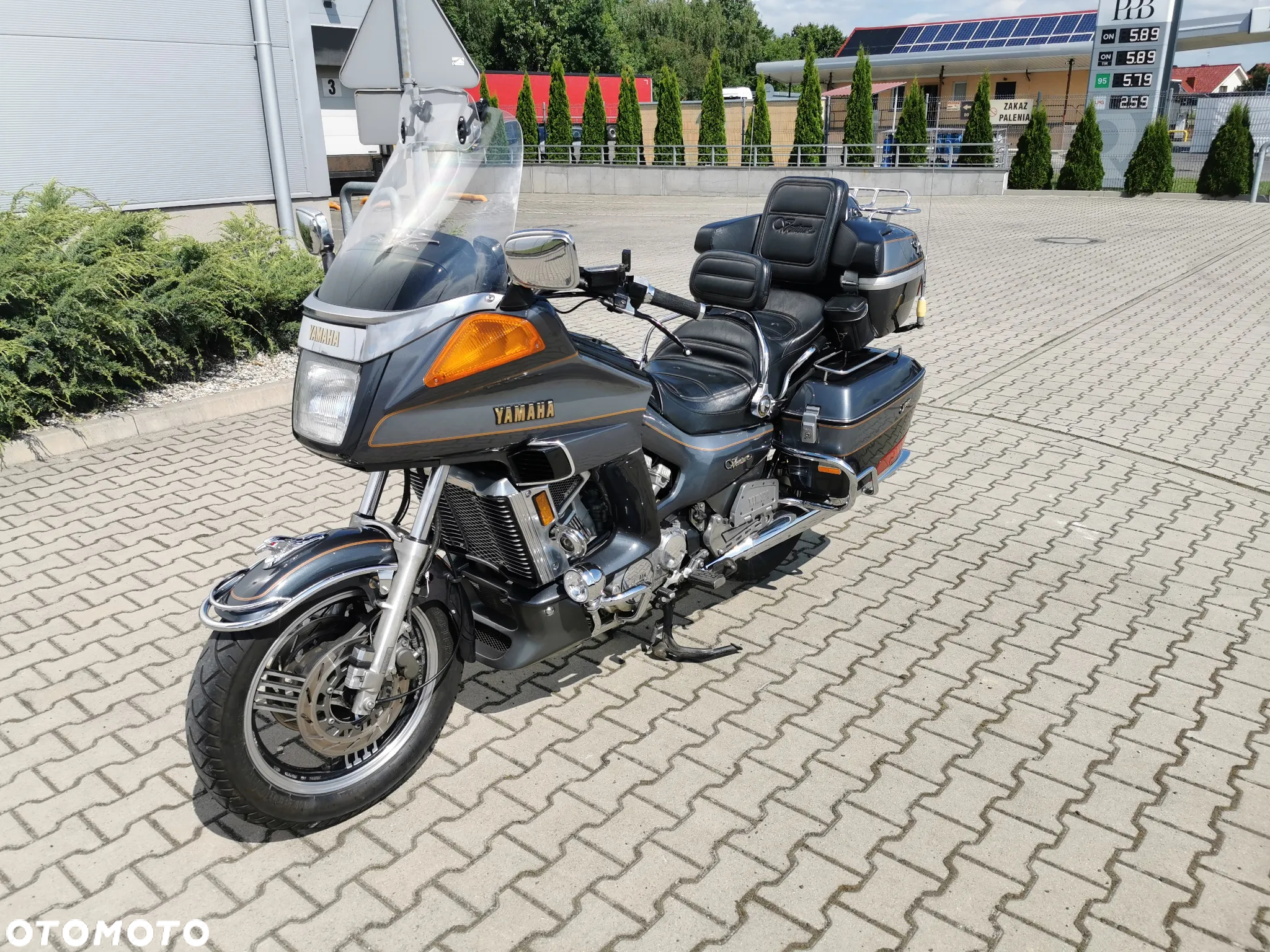 Yamaha XVZ - 8