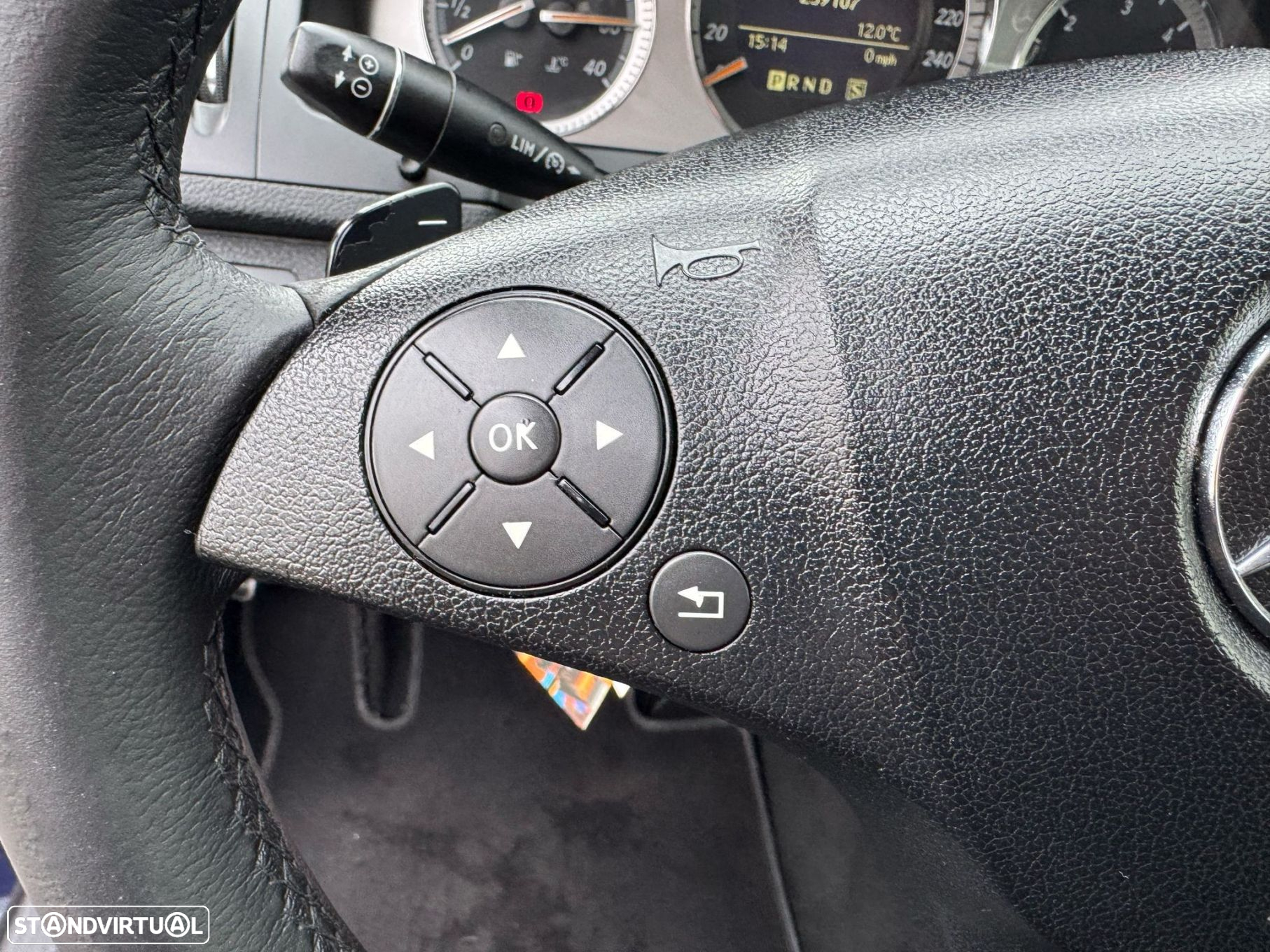 Mercedes-Benz C 320 - 27