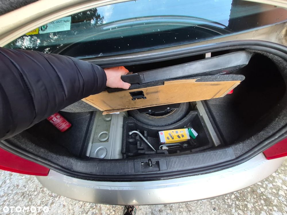 Skoda Fabia 1.4 16V Ambiente - 17