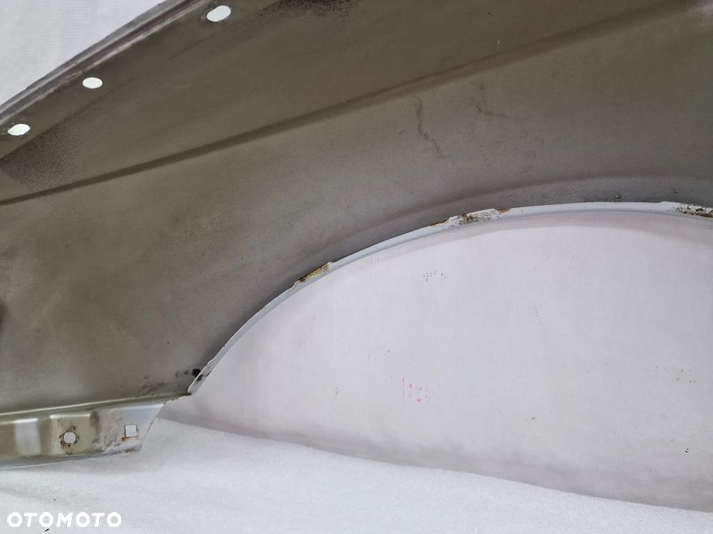 OPEL OMEGA C 99-02 SREBRNY PRAWY BŁOTNIK PRZEDNI PRZÓD , NR AUKCJI BŁ179 - 22