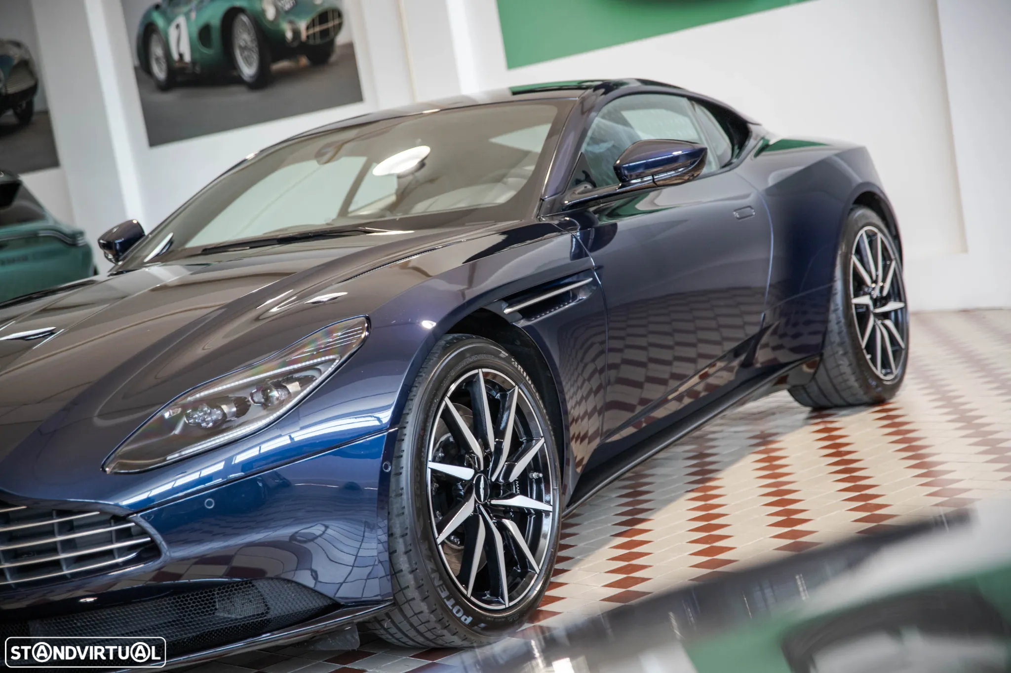 Aston Martin DB11 Coupé V8 Auto - 5