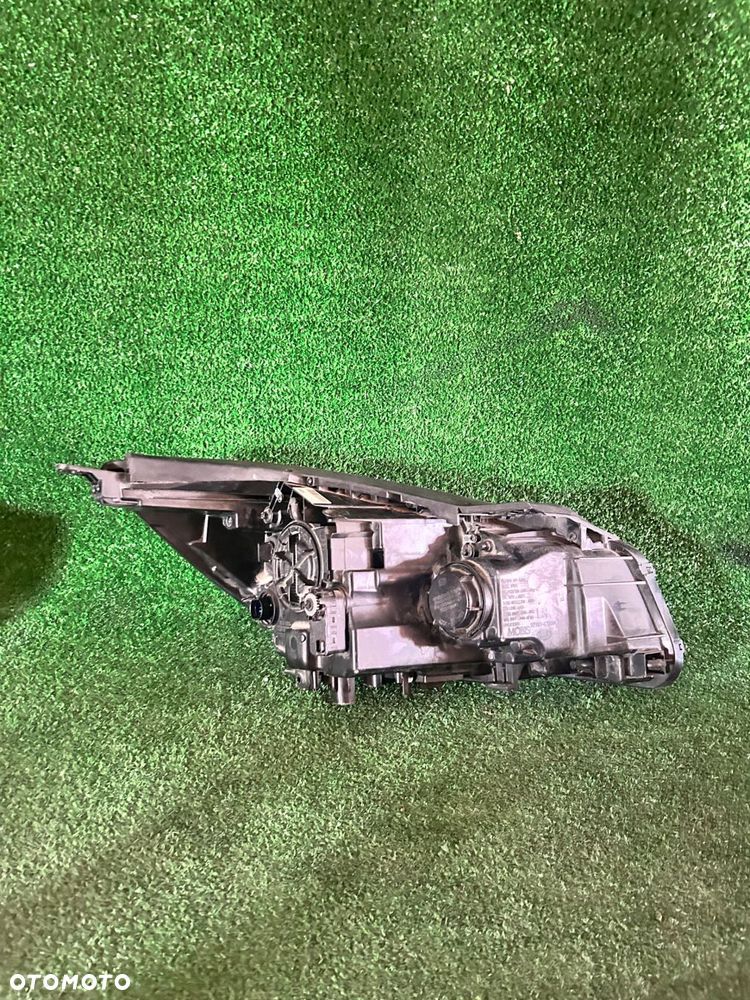 REFLEKTOR LEWY KIA SORENTO III zwykła - 2