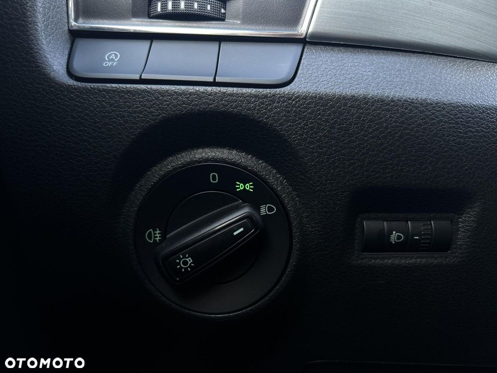 Skoda Fabia 1.0 TSI Ambition - 26