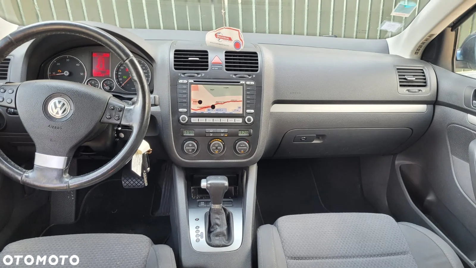 Volkswagen Golf 2.0 TDI DPF BlueMotion Technology DSG Comfortline - 9