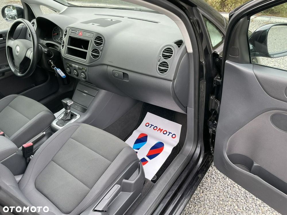 Volkswagen Golf Plus - 23