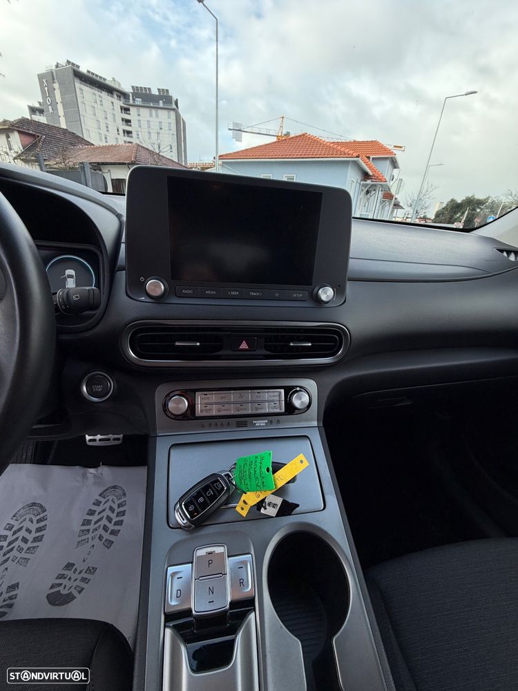 Hyundai Kauai Premium - 23