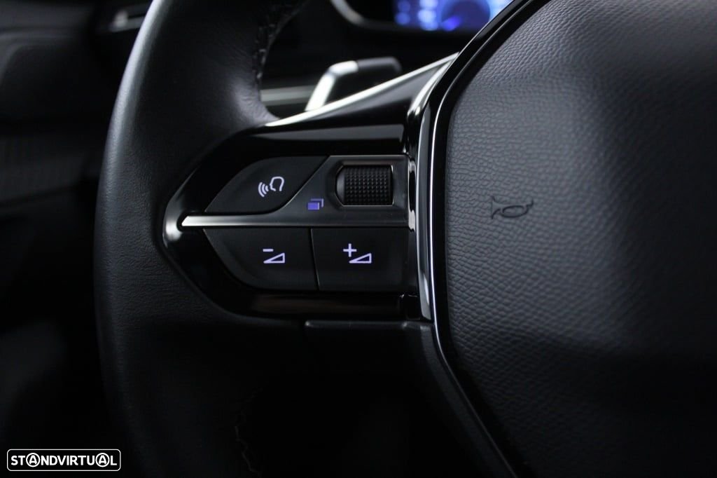 Peugeot 508 1.6 Hybrid Allure e-EAT8 - 22