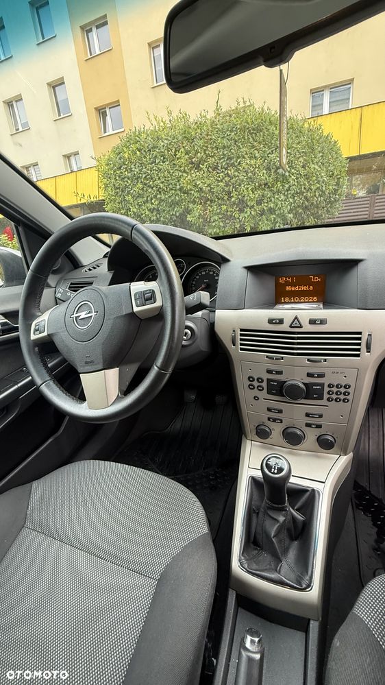 Opel Astra - 4