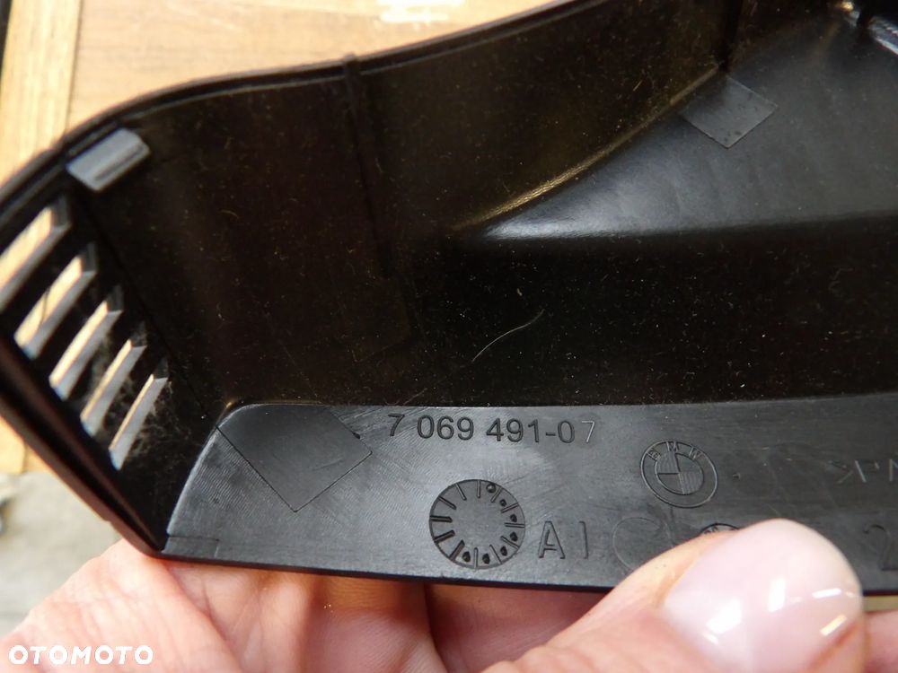 BMW - E87 - OBUDOWA LUSTERKA WEWNĘTRZNEGO - 7069491 - 2
