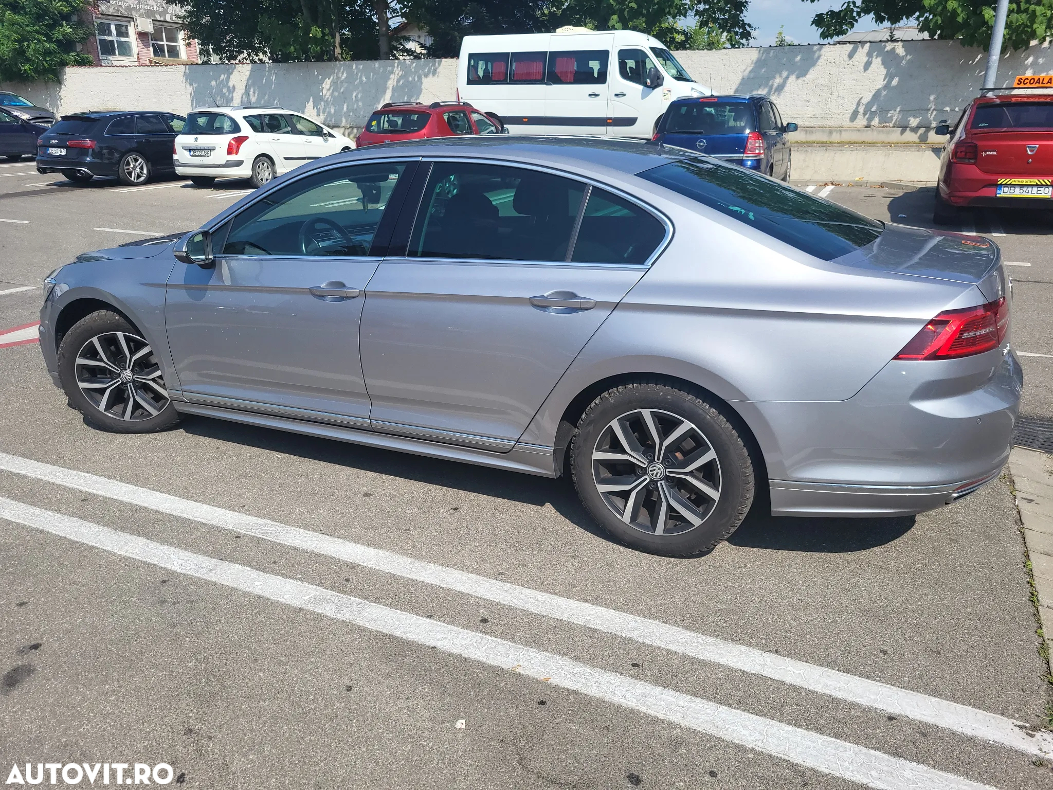 Volkswagen Passat Variant 2.0 TDI DSG Comfortline - 7