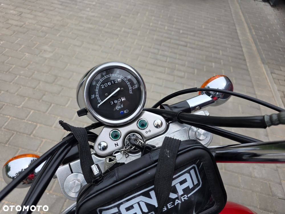 Suzuki Marauder - 17