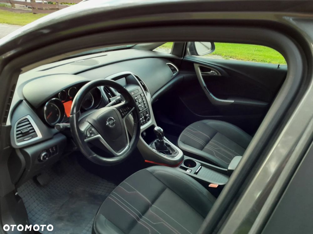 Opel Astra - 9