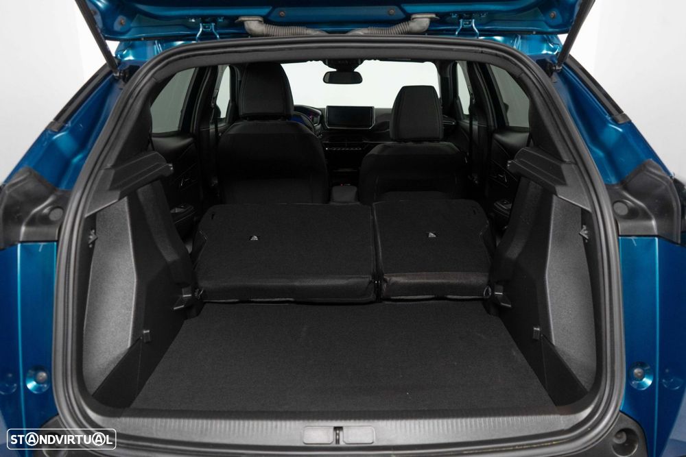 Peugeot e-2008 54 kWh Allure - 18