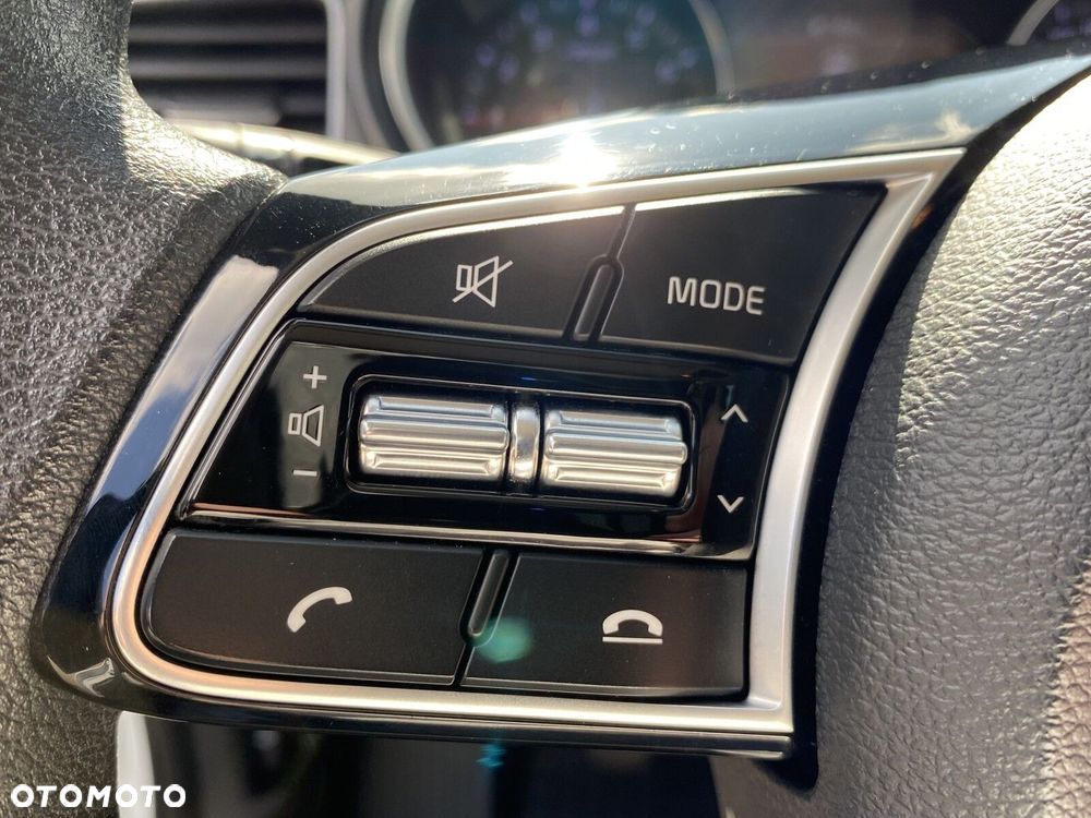 Kia Ceed - 21