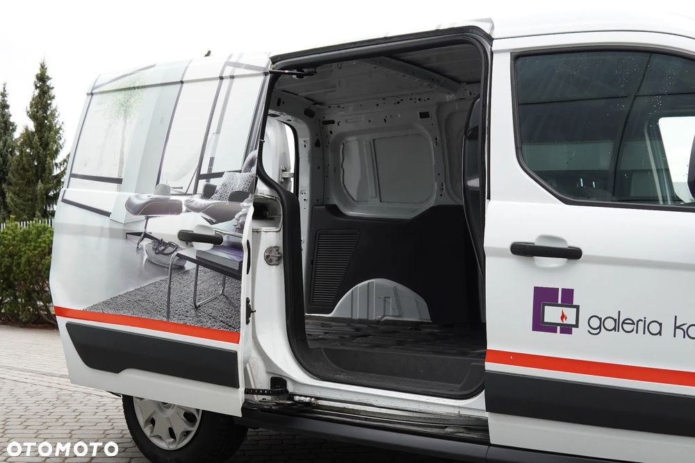 Ford TRANSIT CONNECT - 13