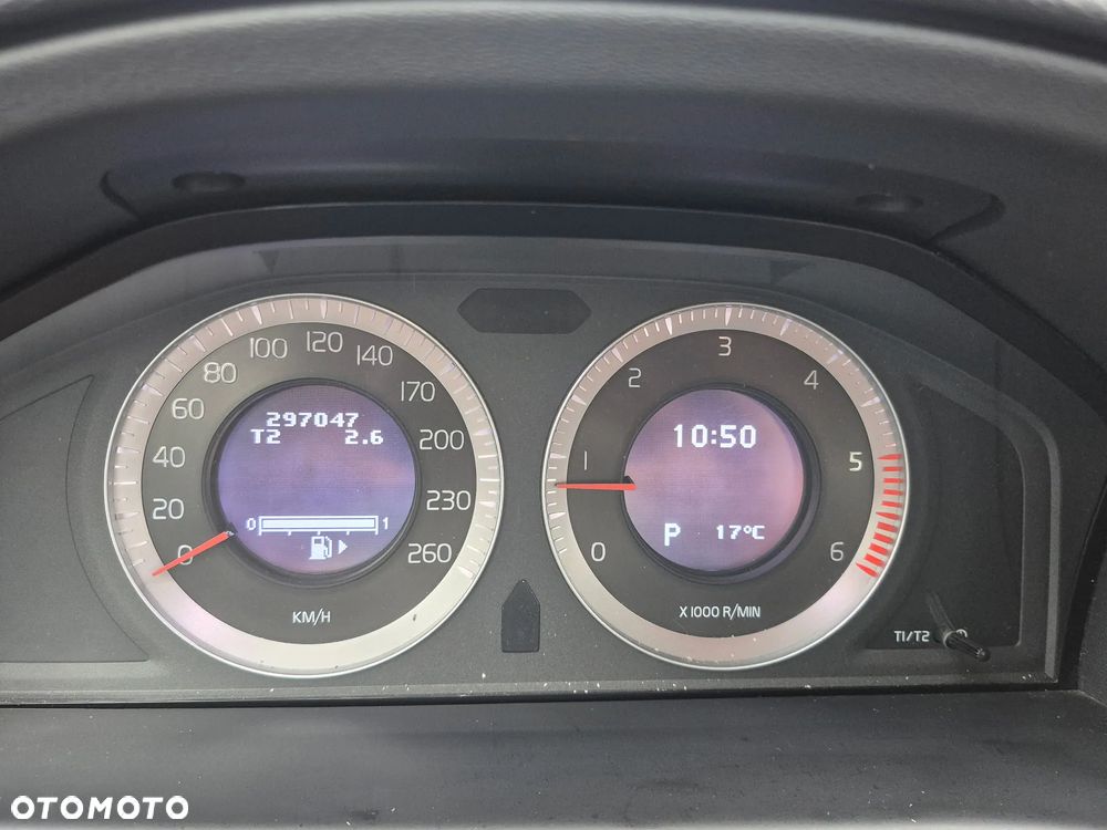 Volvo XC 70 - 5
