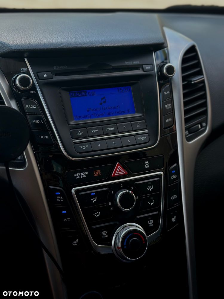 Hyundai i30 - 19