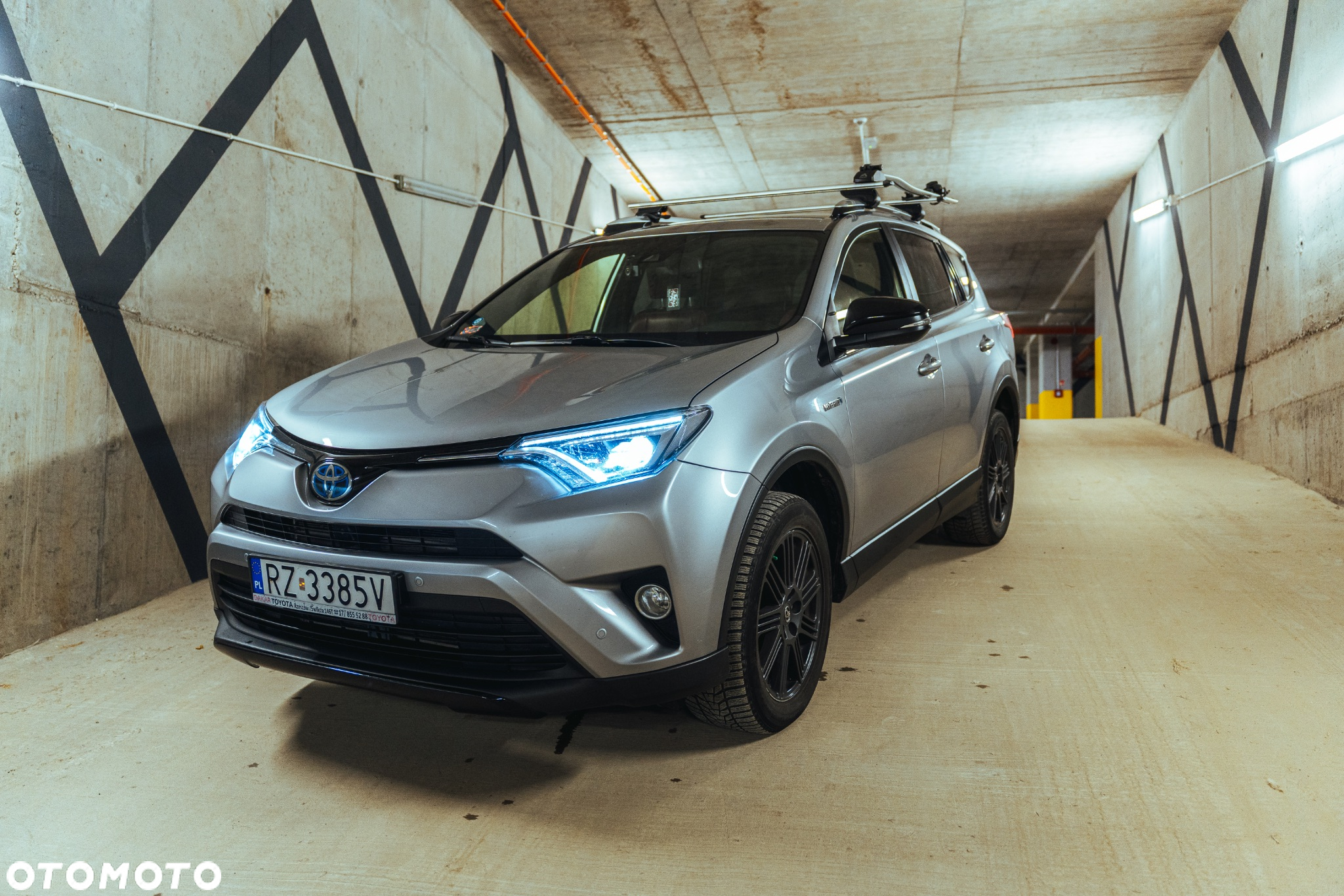 Toyota RAV4 Hybrid Premium 4x2 - 2