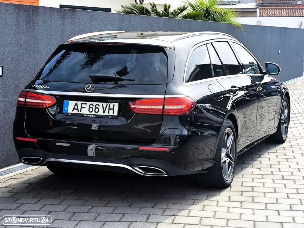 Mercedes-Benz E 300 de AMG Line - 3