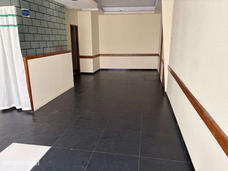 Arrenda-se loja comercial - Grande imagem: 2/5