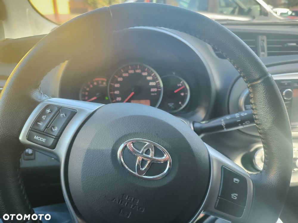 Toyota Yaris 1.33 Sol - 10