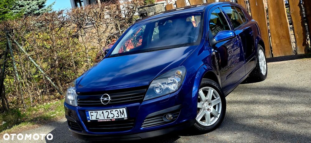 Opel Astra 1.8 Innovation - 1