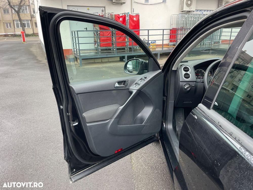 Volkswagen Tiguan - 3