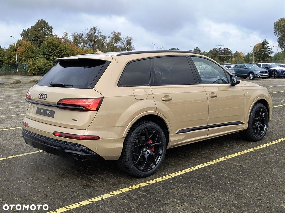 Audi Q7 60 TFSI e PHEV Quattro S Line Tiptr - 3
