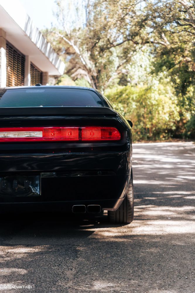 Dodge Challenger - 18