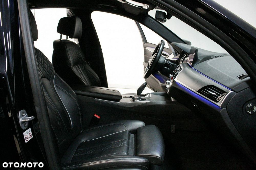 BMW Seria 5 520d M Sport - 19