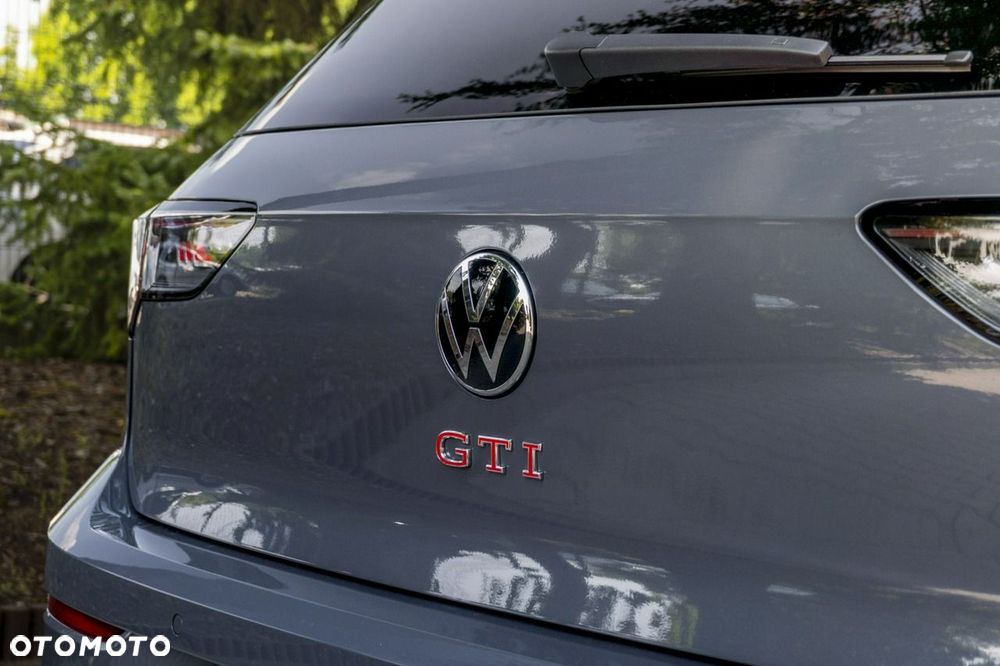 Volkswagen Golf - 13