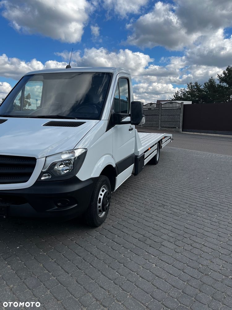 Mercedes-Benz Sprinter - 1